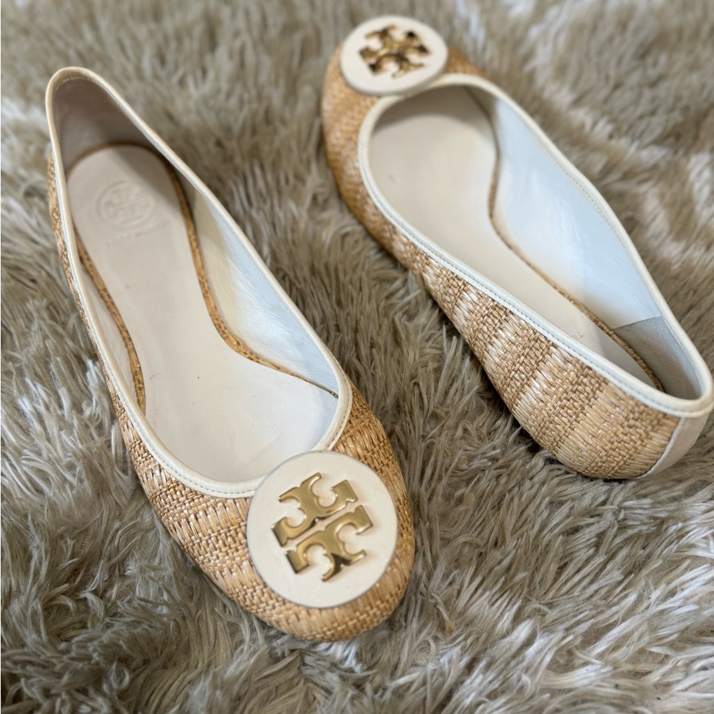 Tory Burch Tan and White Flats